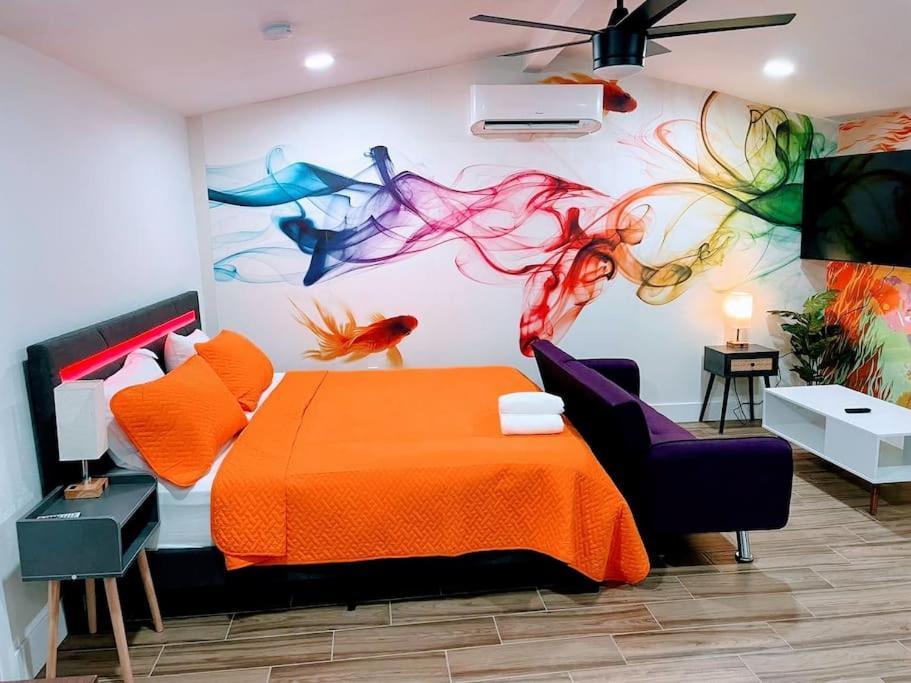 Phoenix Retreat - Studio With King Bed - 10 Min From Airp - Unit C Экстерьер фото